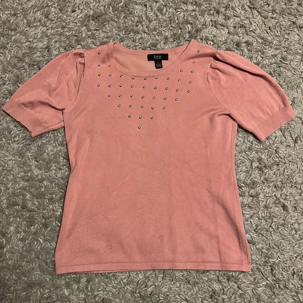 Mauve top w/ silver & gold stones